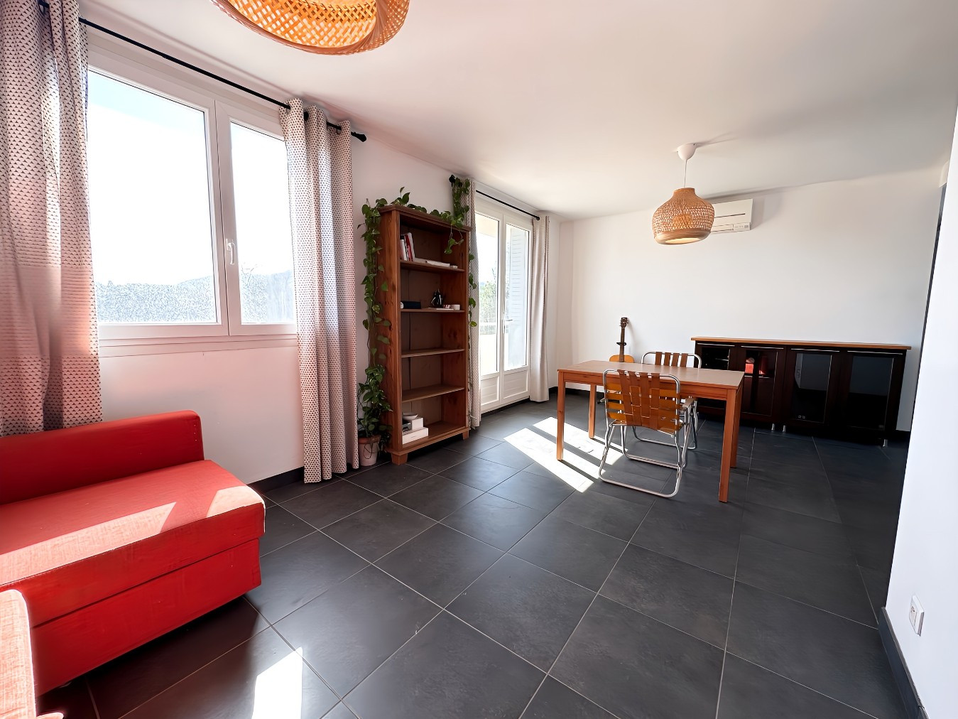 
                                                Vente
                                                 Appartement 3 pièces 65m²