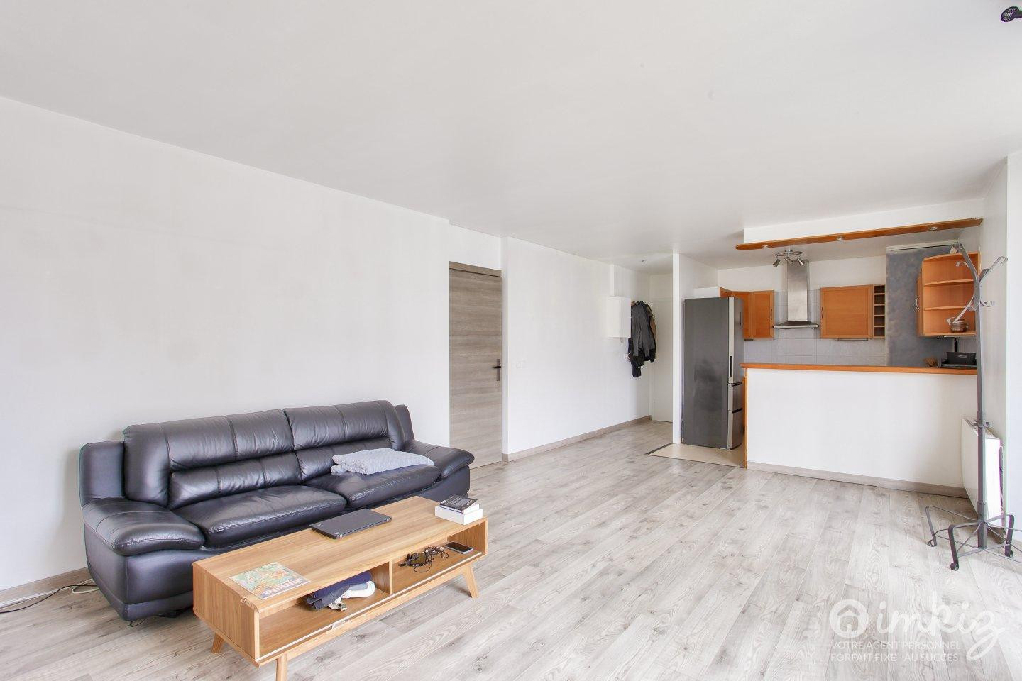 
                                                Vente
                                                 Appartement 3 pièces