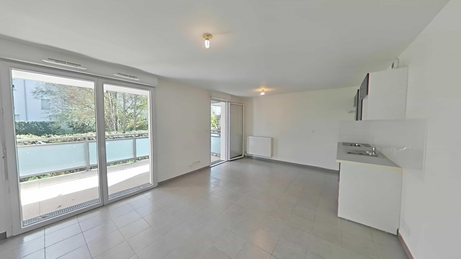 
                                                Vente
                                                 Appartement 3 pièces