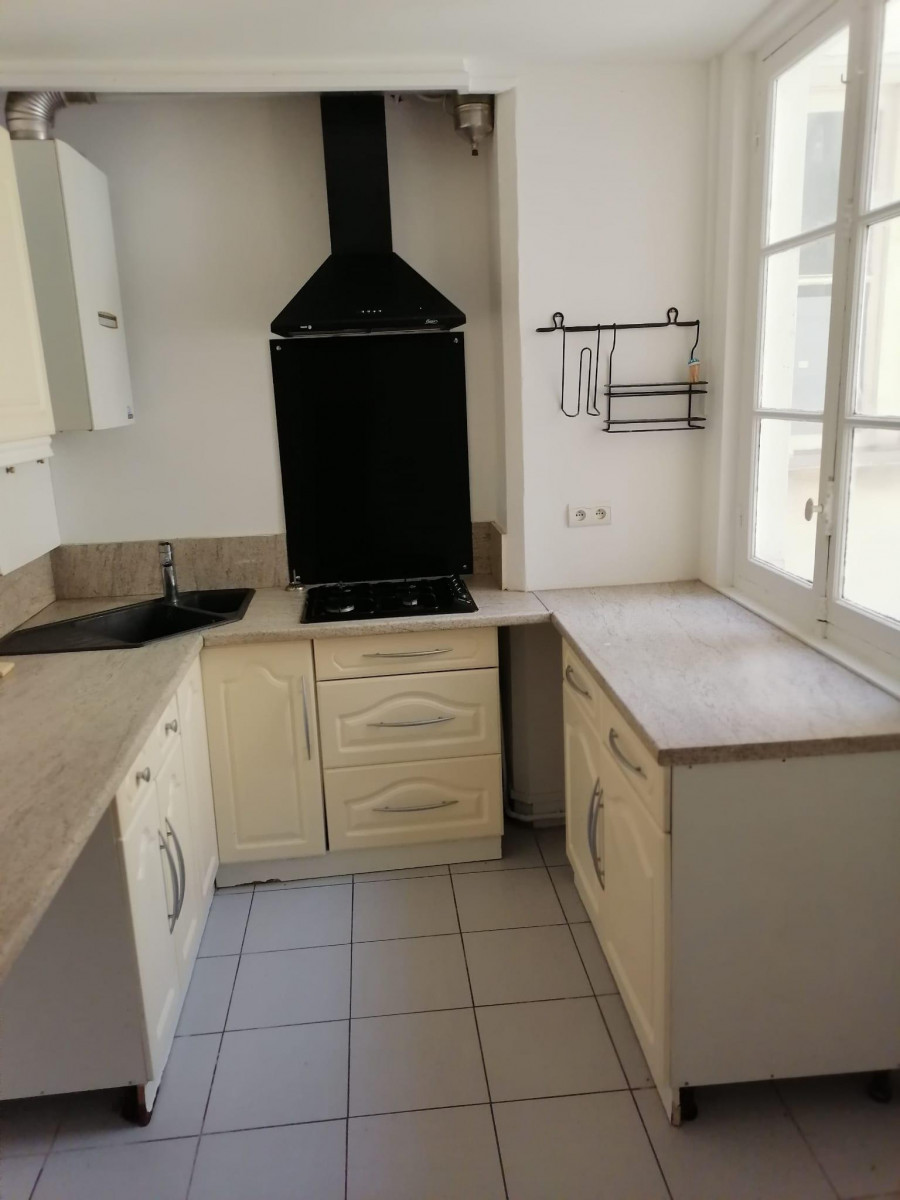 
                                                Vente
                                                 Appartement 3 pièces