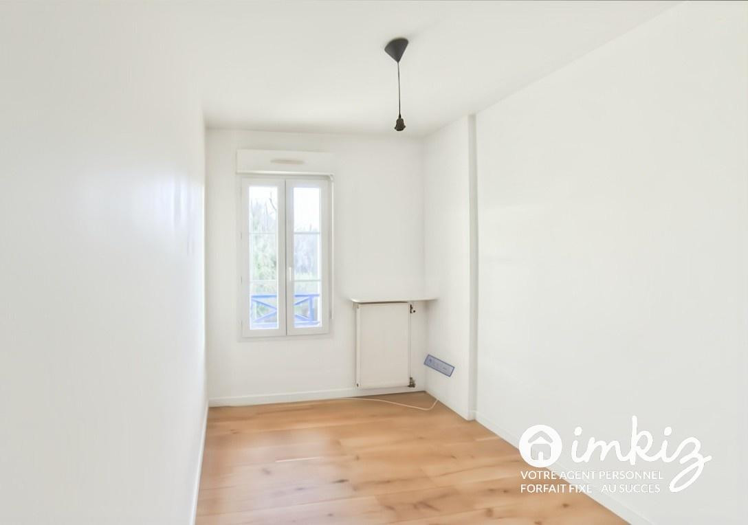 
                                                Vente
                                                 Appartement 3 pièces