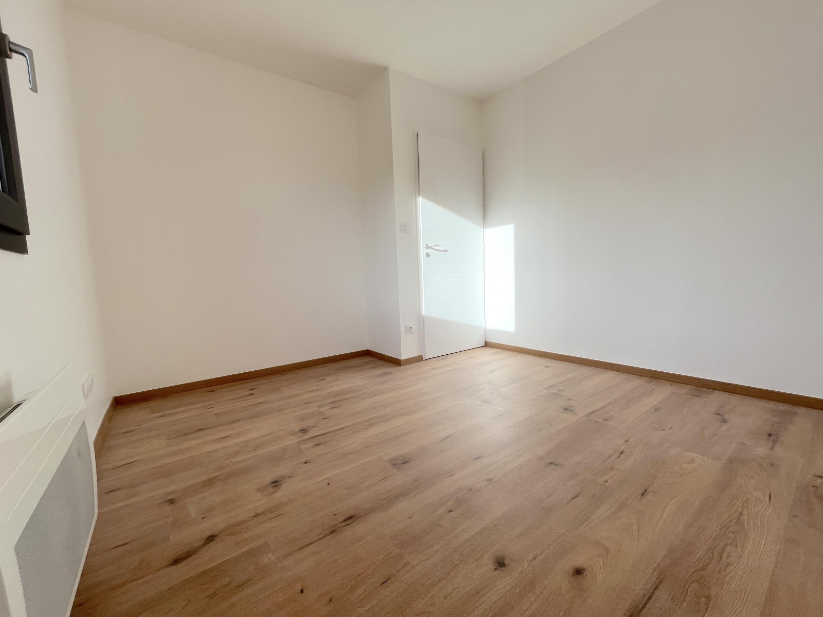 
                                                Vente
                                                 Appartement 3 pièces