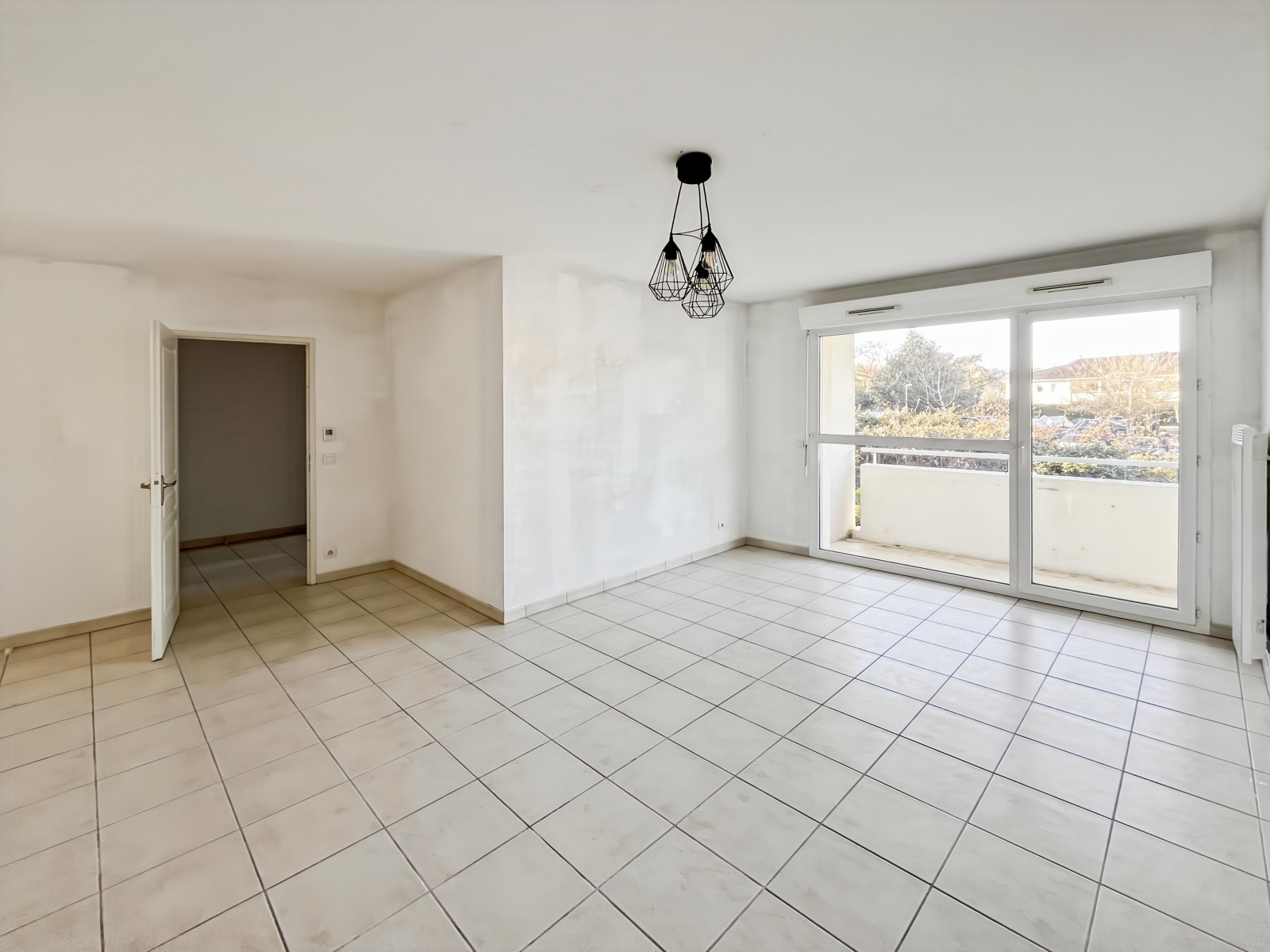 
                                                Vente
                                                 Appartement 3 pièces