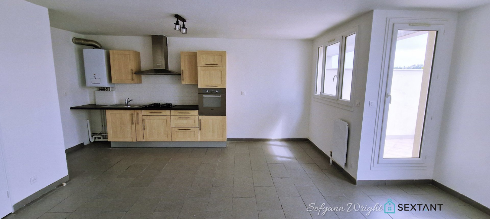 
                                                Vente
                                                 Appartement 3 pièces 74 m2 NOISY LE GRAND