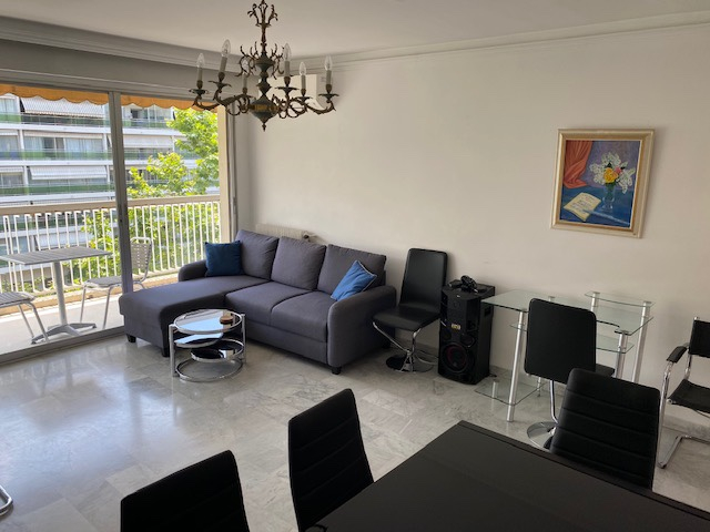 
                                                Vente
                                                 Appartement 3 pièces, 87 m2 à 15 mn des plages