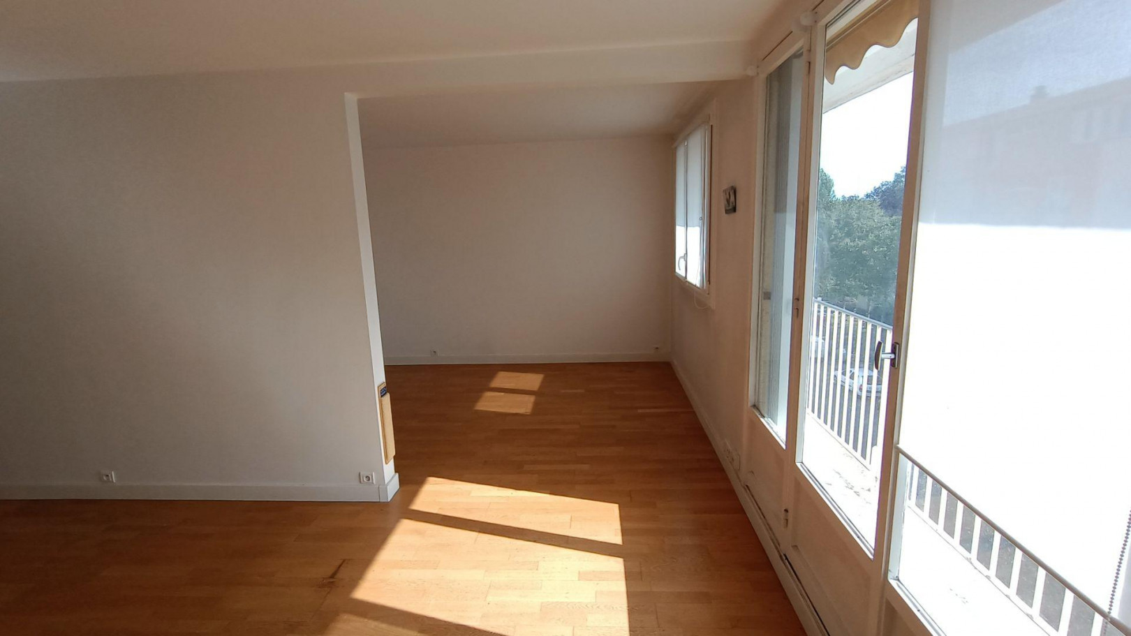 
                                                Vente
                                                 Appartement 4 pièces