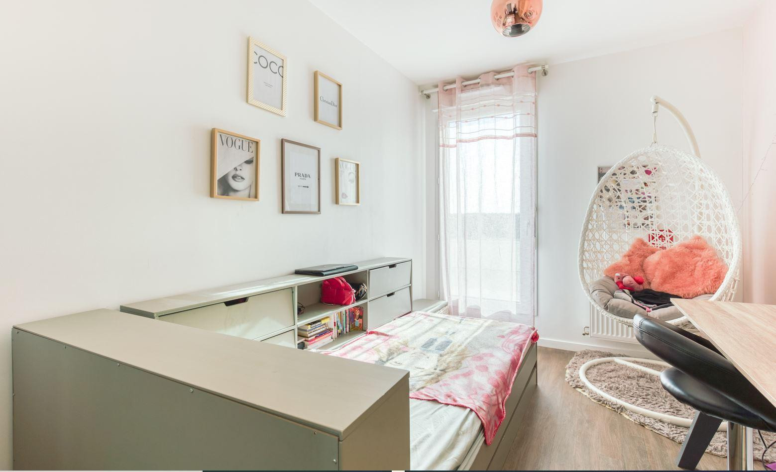 
                                                Vente
                                                 Appartement 4 pièces