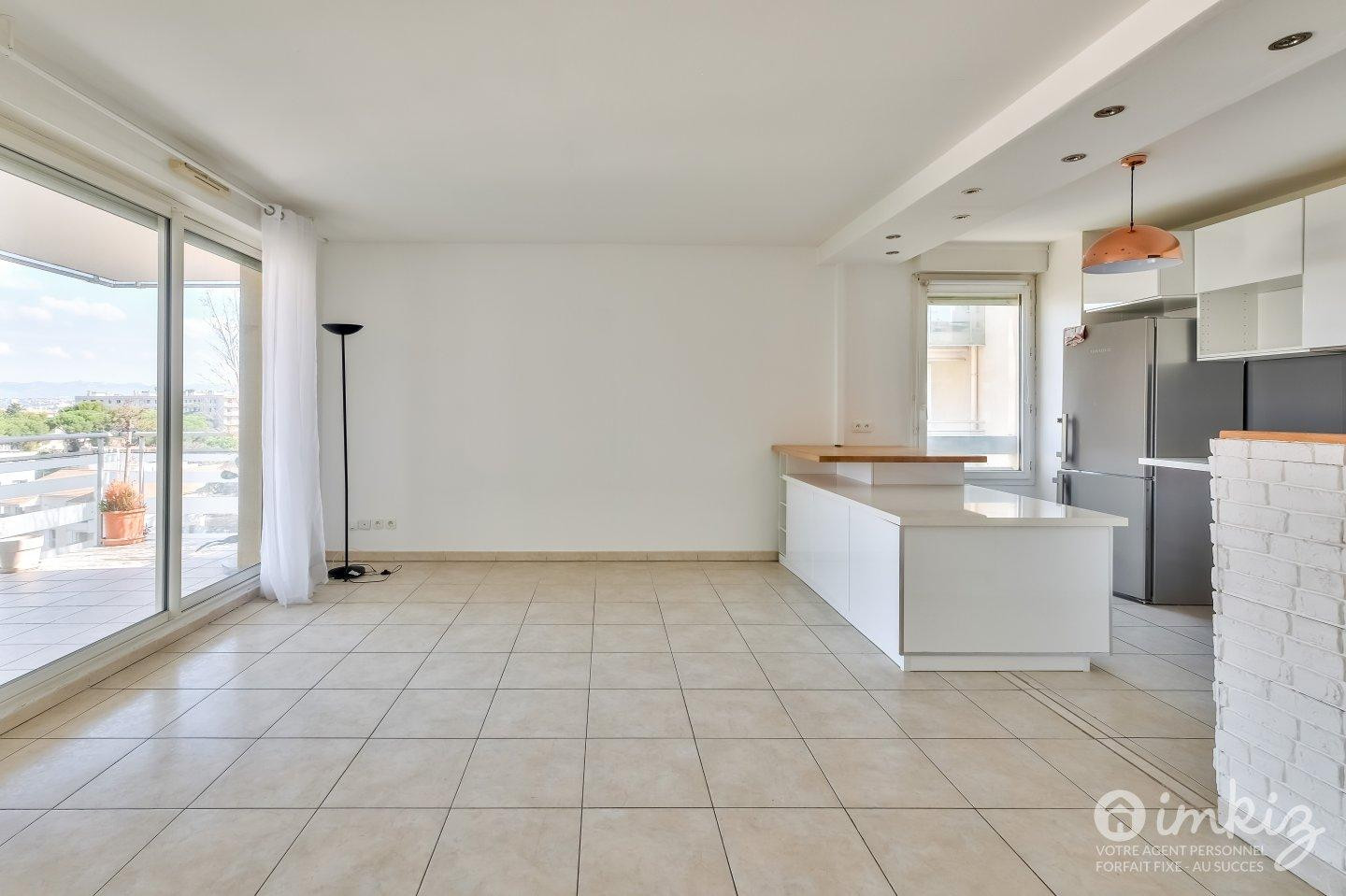 
                                                Vente
                                                 Appartement 4 pièces