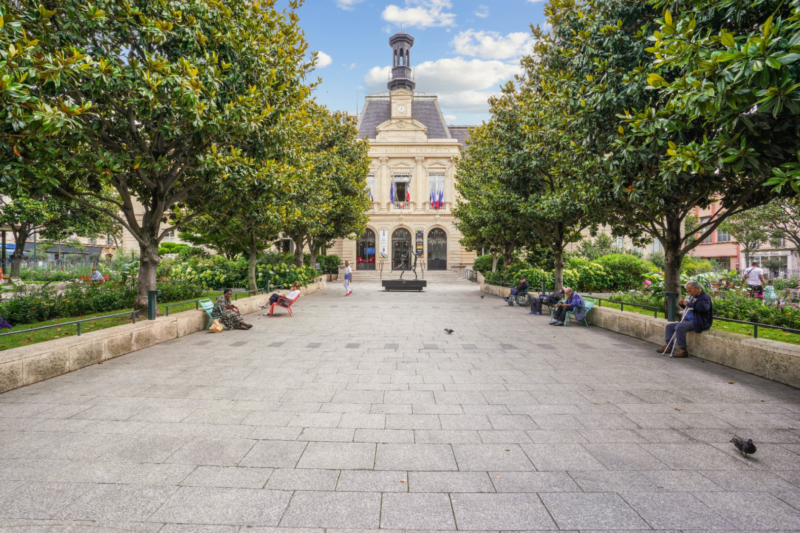 
                                                Vente
                                                 Appartement 43 m² - CLICHY