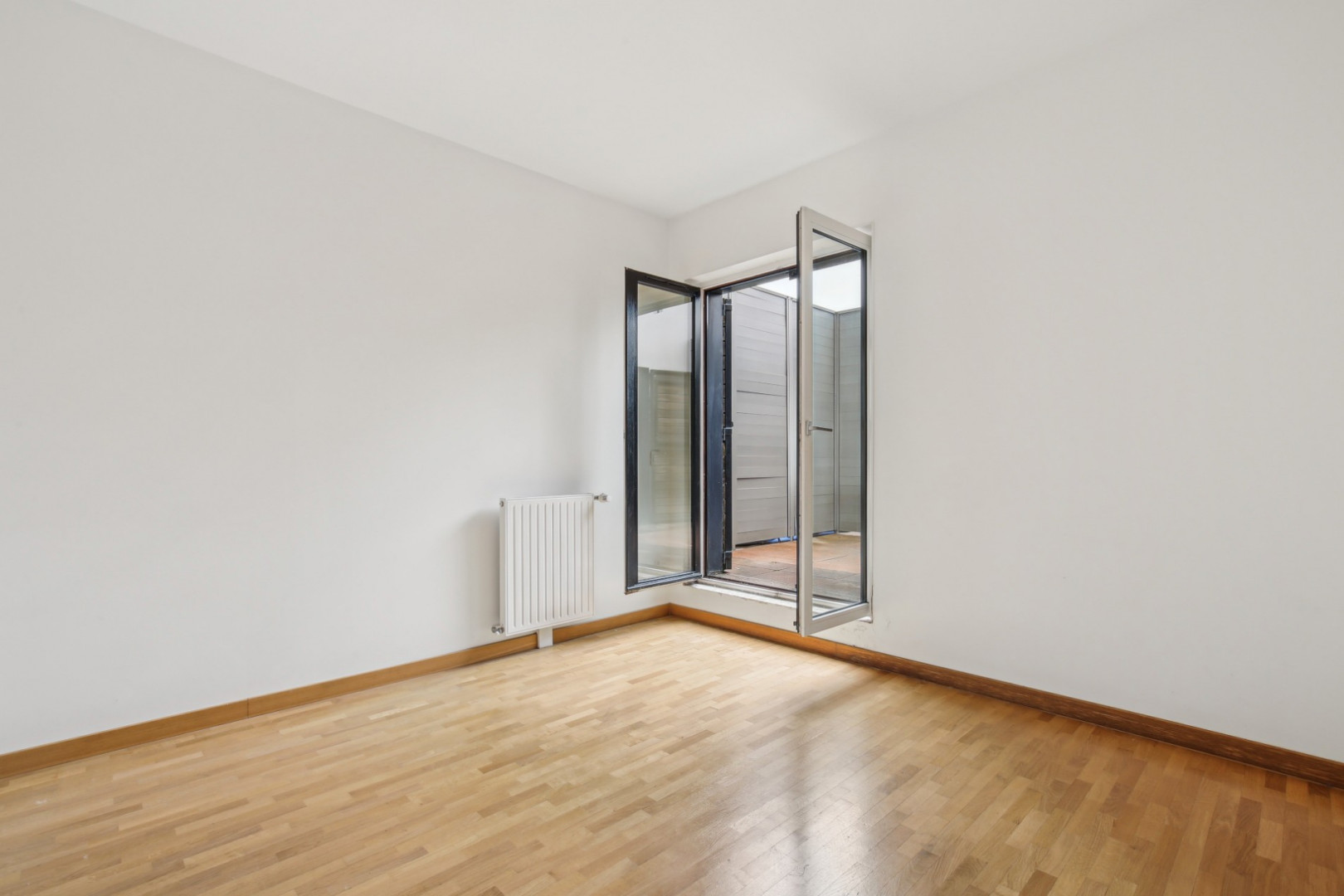 
                                                Vente
                                                 Appartement 48 m² - Hyper Centre Bordeaux