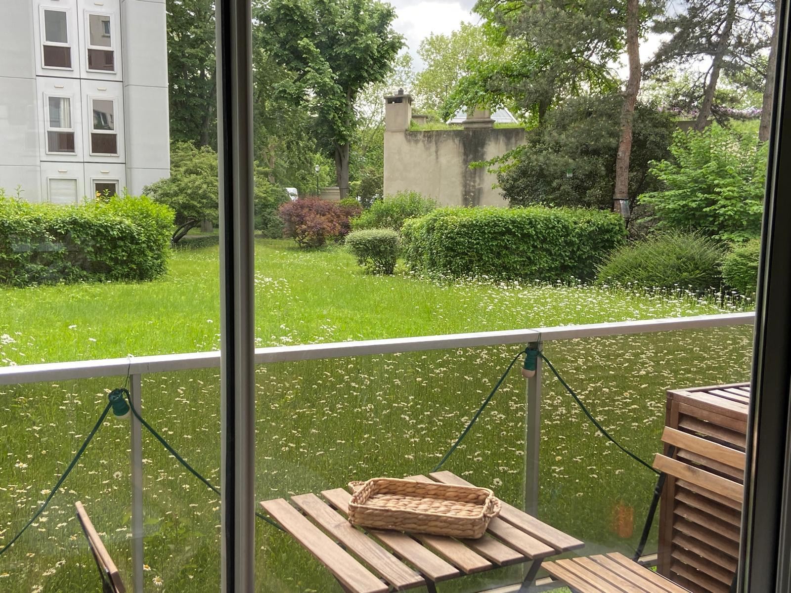 
                                                Vente
                                                 Appartement 5 pièces avec balcon - 4 chambres