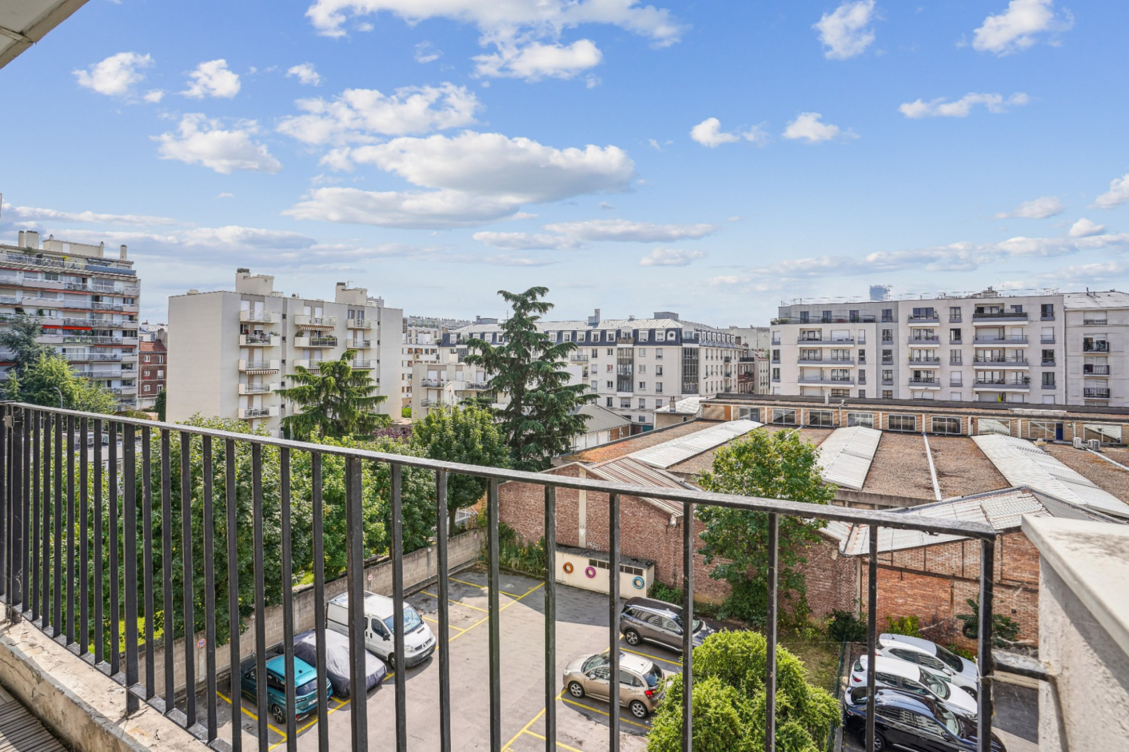 
                                                Vente
                                                 Appartement 67 m² - CLICHY