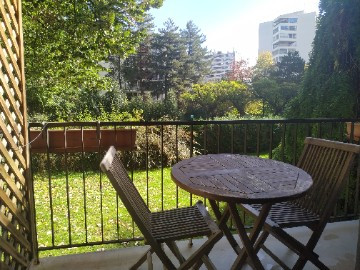 
                                                Vente
                                                 Appartement 72m2 - bourg l'évêque