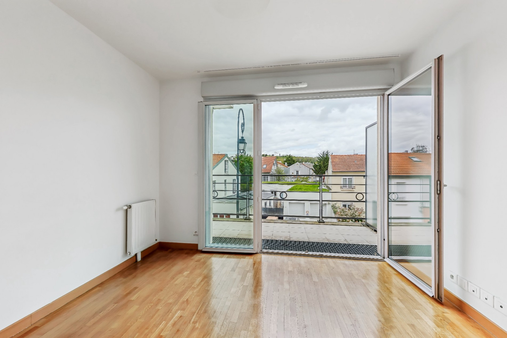 
                                                Vente
                                                 Appartement 81 m² - Neuilly-Plaisance