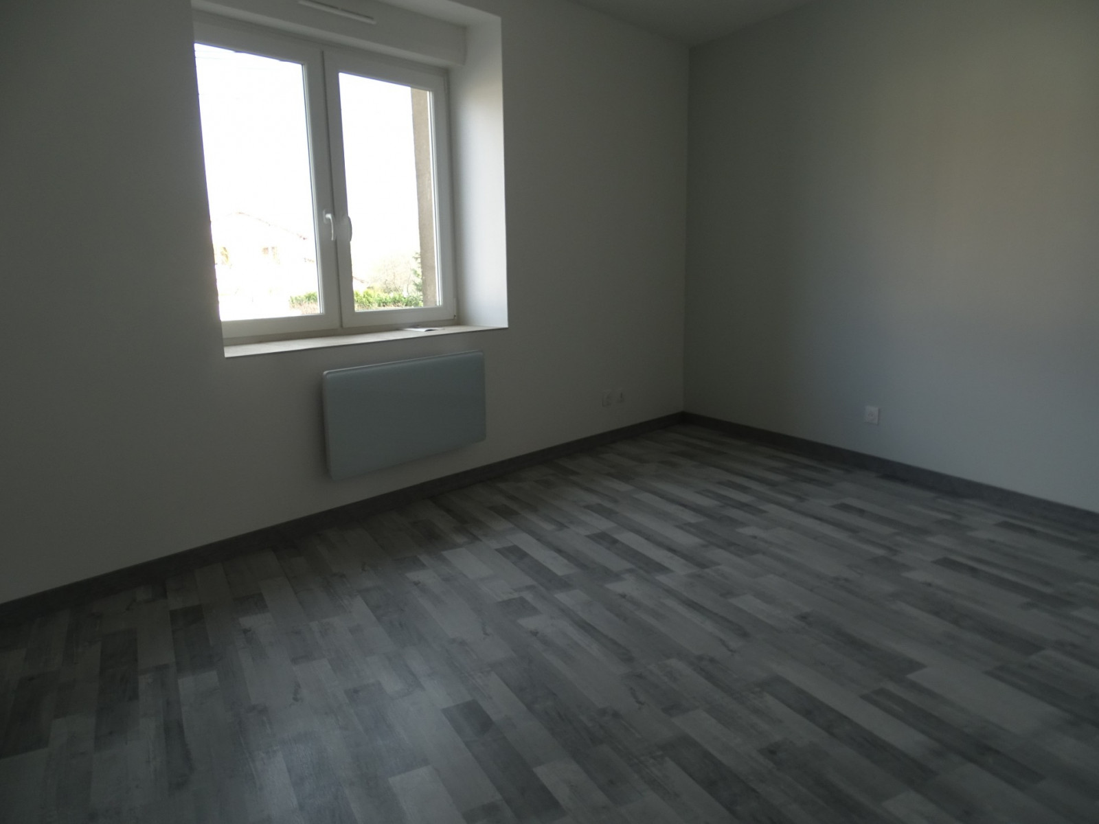 
                                                Location
                                                 Appartement 81m² - Rezonville