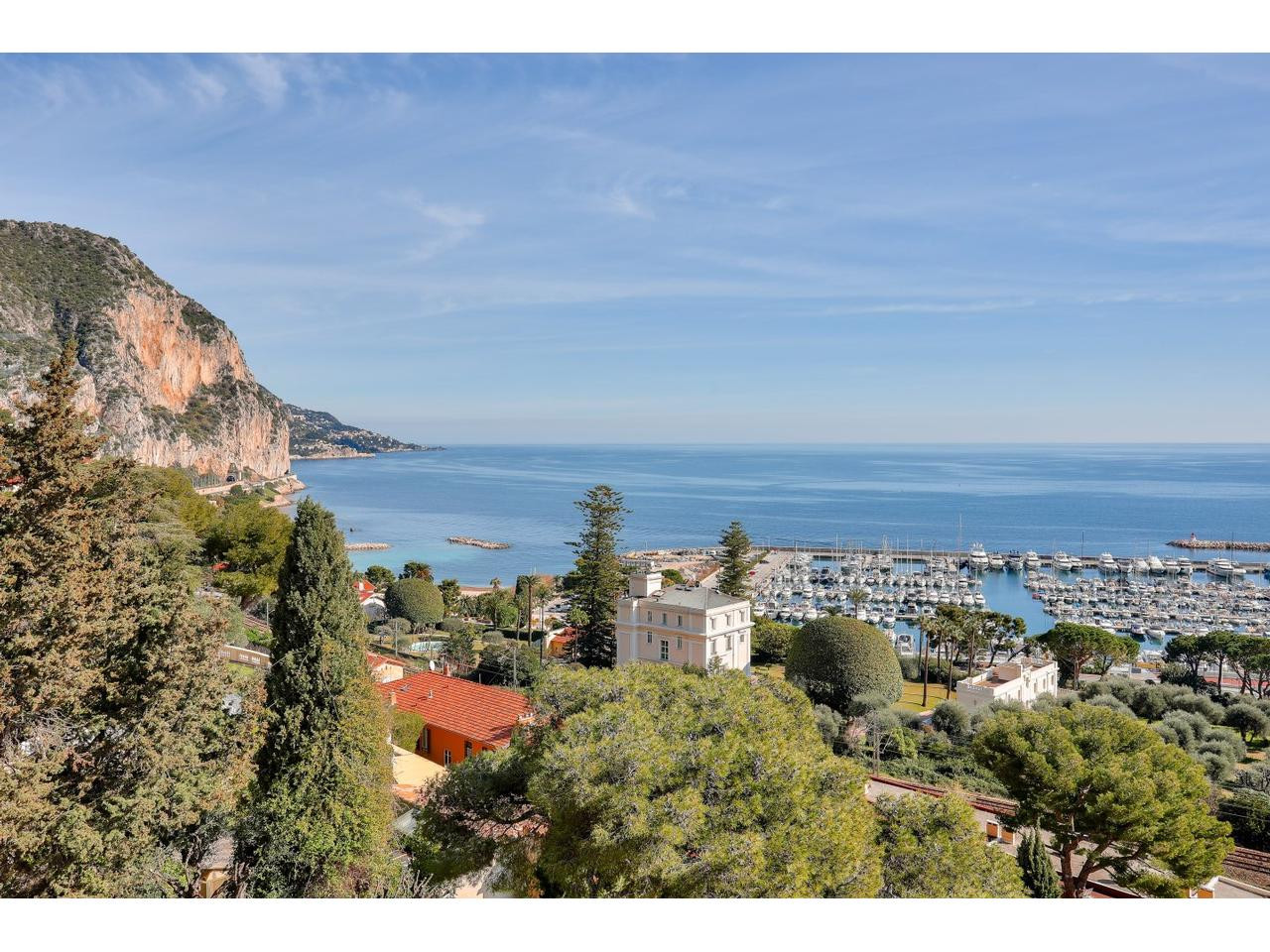 
                                                Vente
                                                 Appartement  avec vue panoramique sur Saint-Jean-Cap-Ferrat