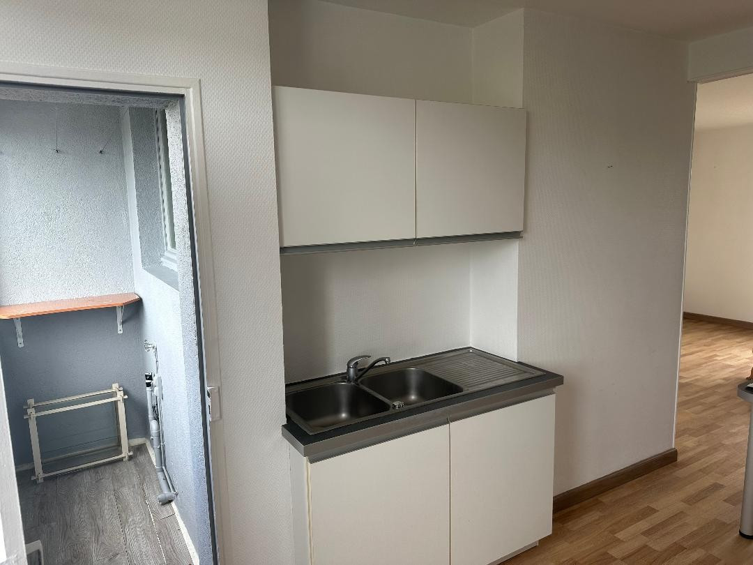 
                                                Location
                                                 Appartement de type F3 de 59 m²