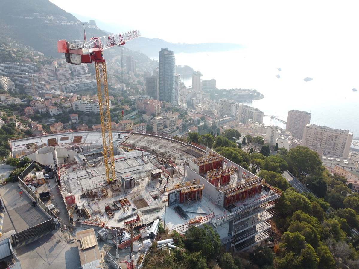 
                                                Vente
                                                 Appartement en dernier étage d'une résidence de grand standing avec vue mer panoramique