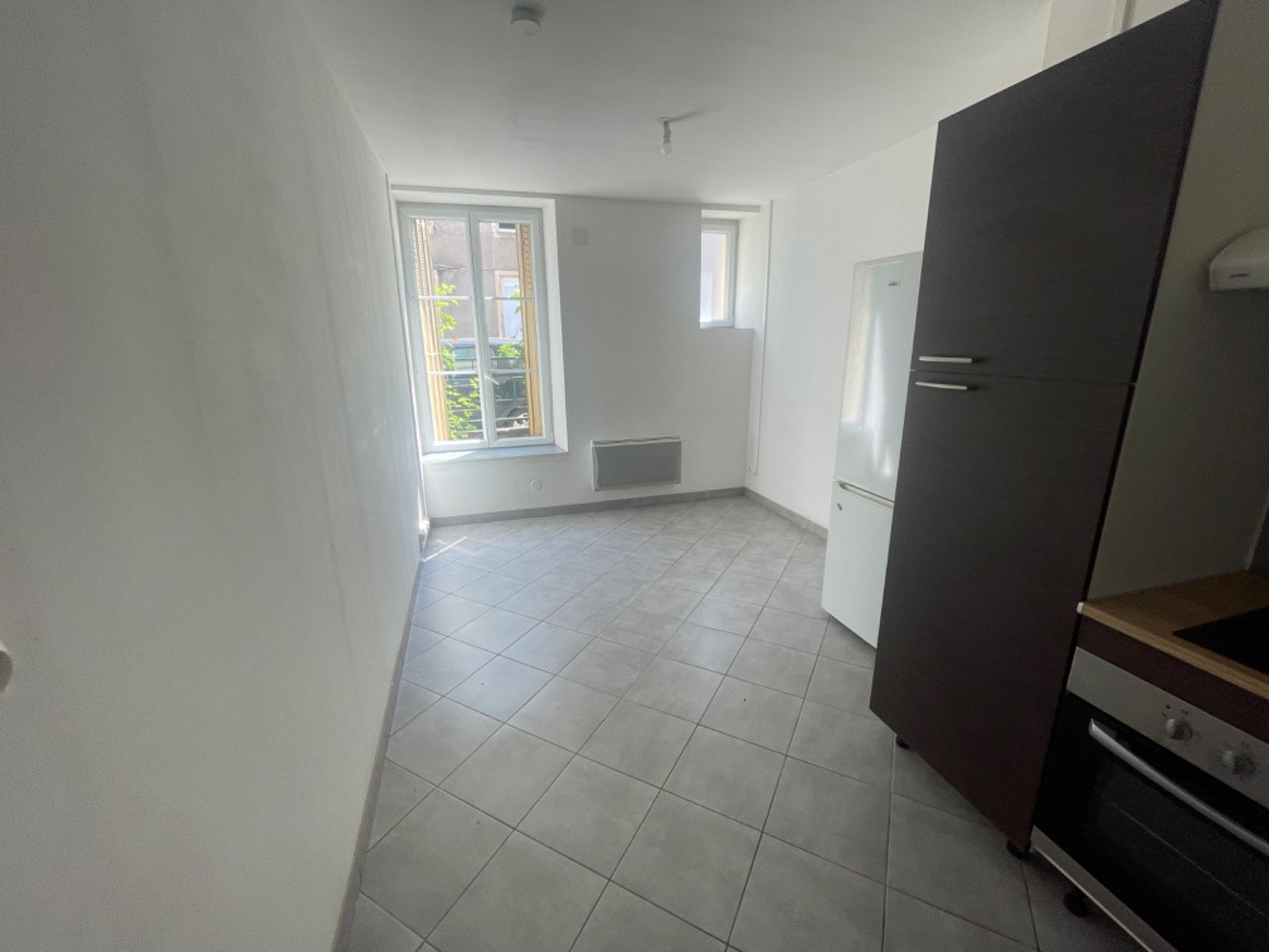 
                                                Location
                                                 Appartement F2 de 33m² équipé