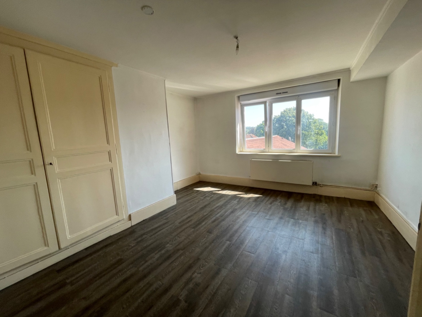 
                                                Location
                                                 Appartement F3 lumineux de 70m²