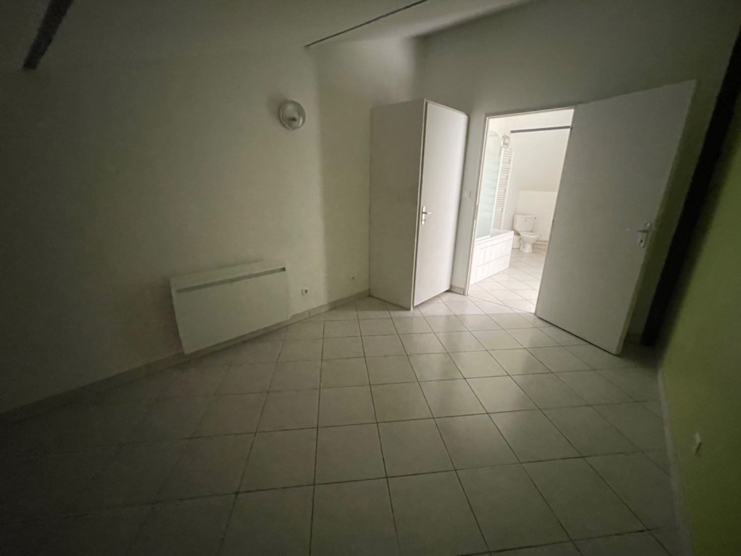 
                                                Location
                                                 Appartement F4 centre-ville de Mirecourt