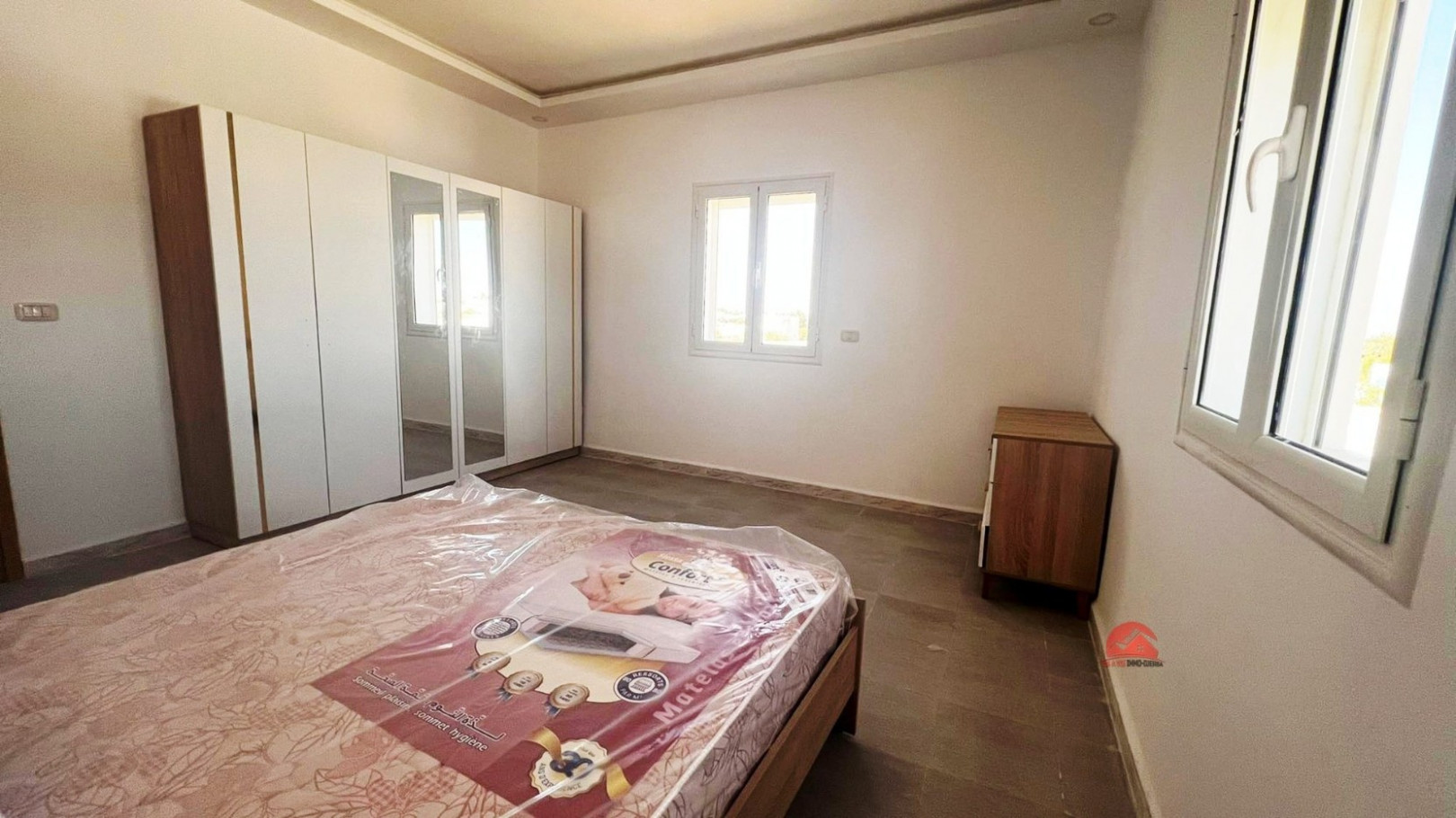 
                                                Location
                                                 APPARTEMENT MEUBLÉ-ZONE TOURISTIQUE DJERBA