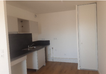 
                                                Location
                                                 Appartement T2 42m² à Bègles