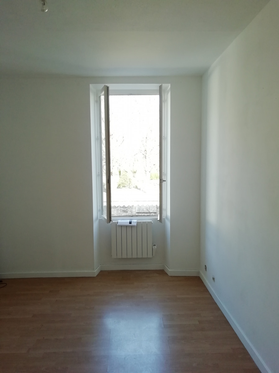 
                                                Location
                                                 Appartement T2 66m² à Cadillac-sur-Garonne