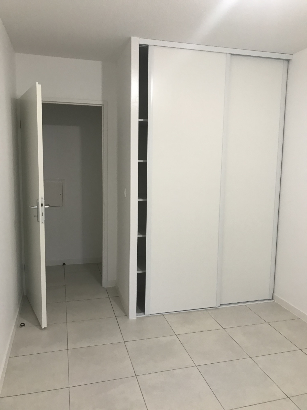 
                                                Location
                                                 Appartement T3 63m² à null