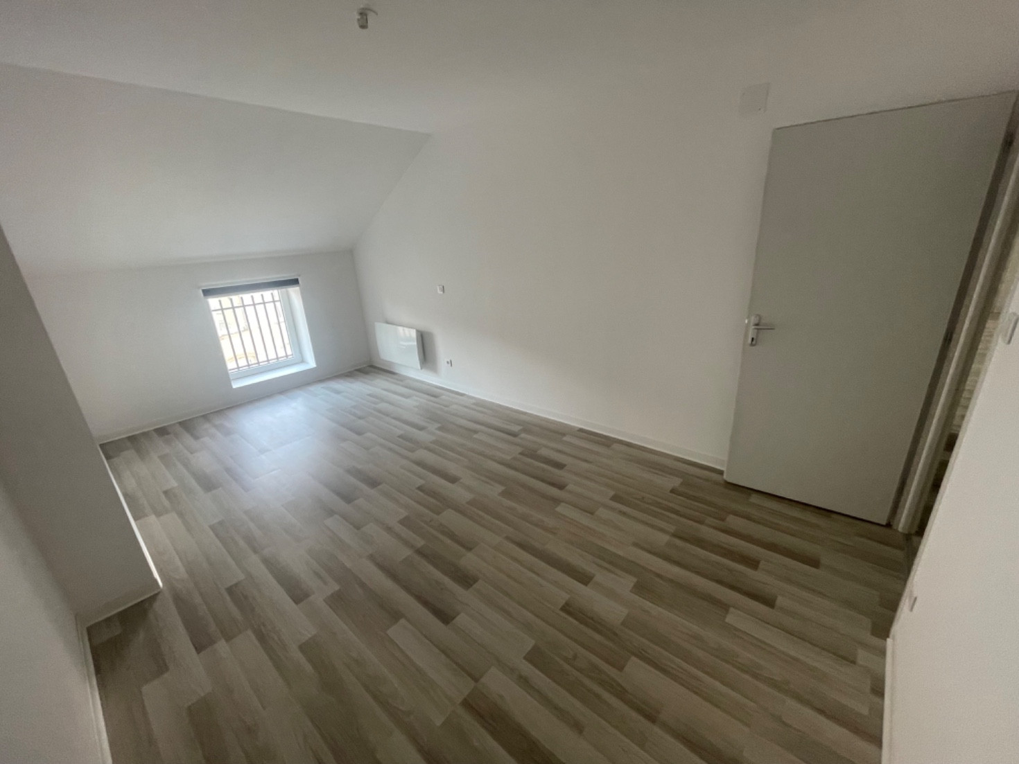 
                                                Location
                                                 Appartement T5 de 89m² centre-ville de Mirecourt