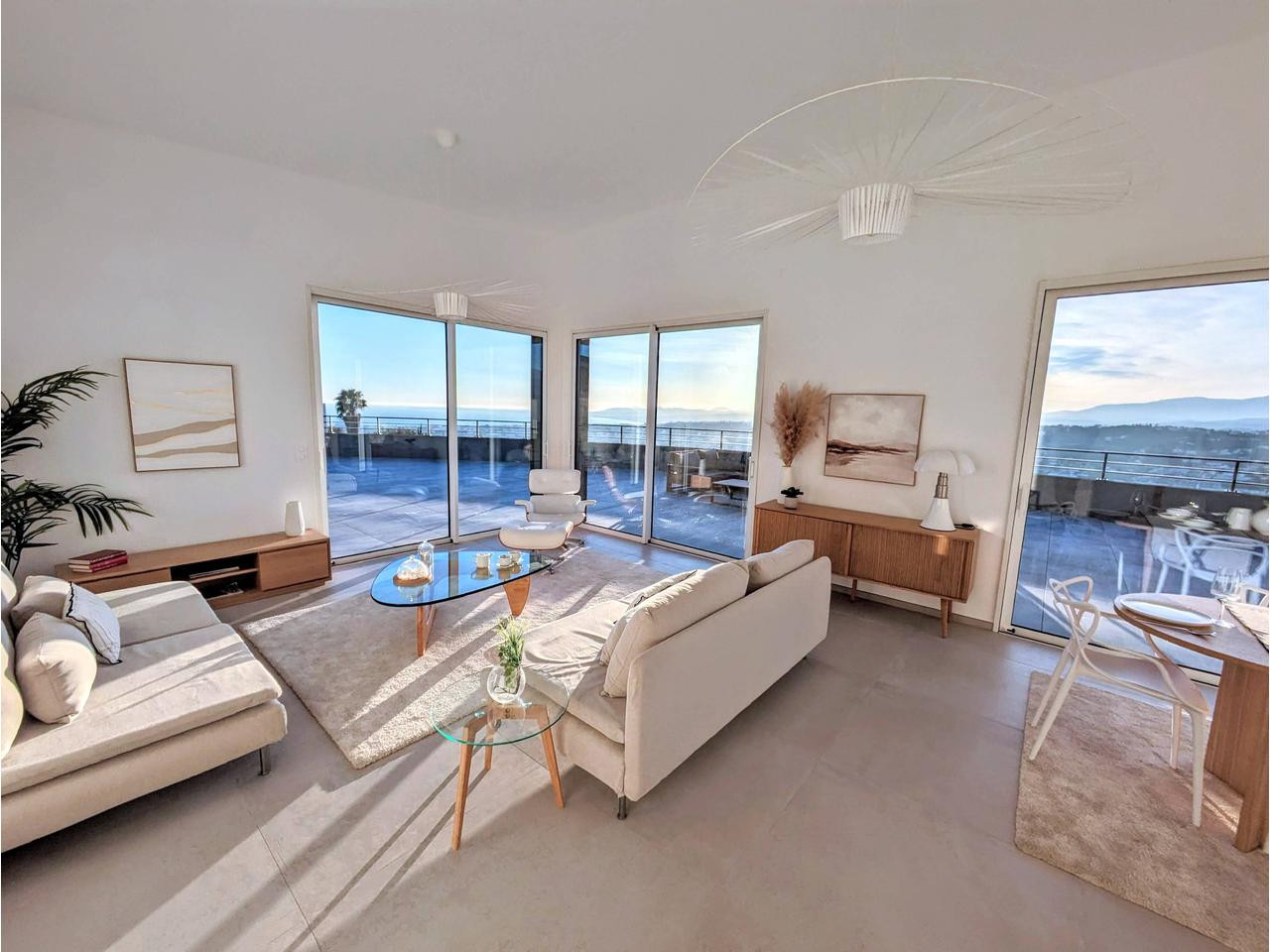 
                                                Vente
                                                 Appartements 4 pièces en Dernier étage Vue Mer Nice ouest Fabron a vendre