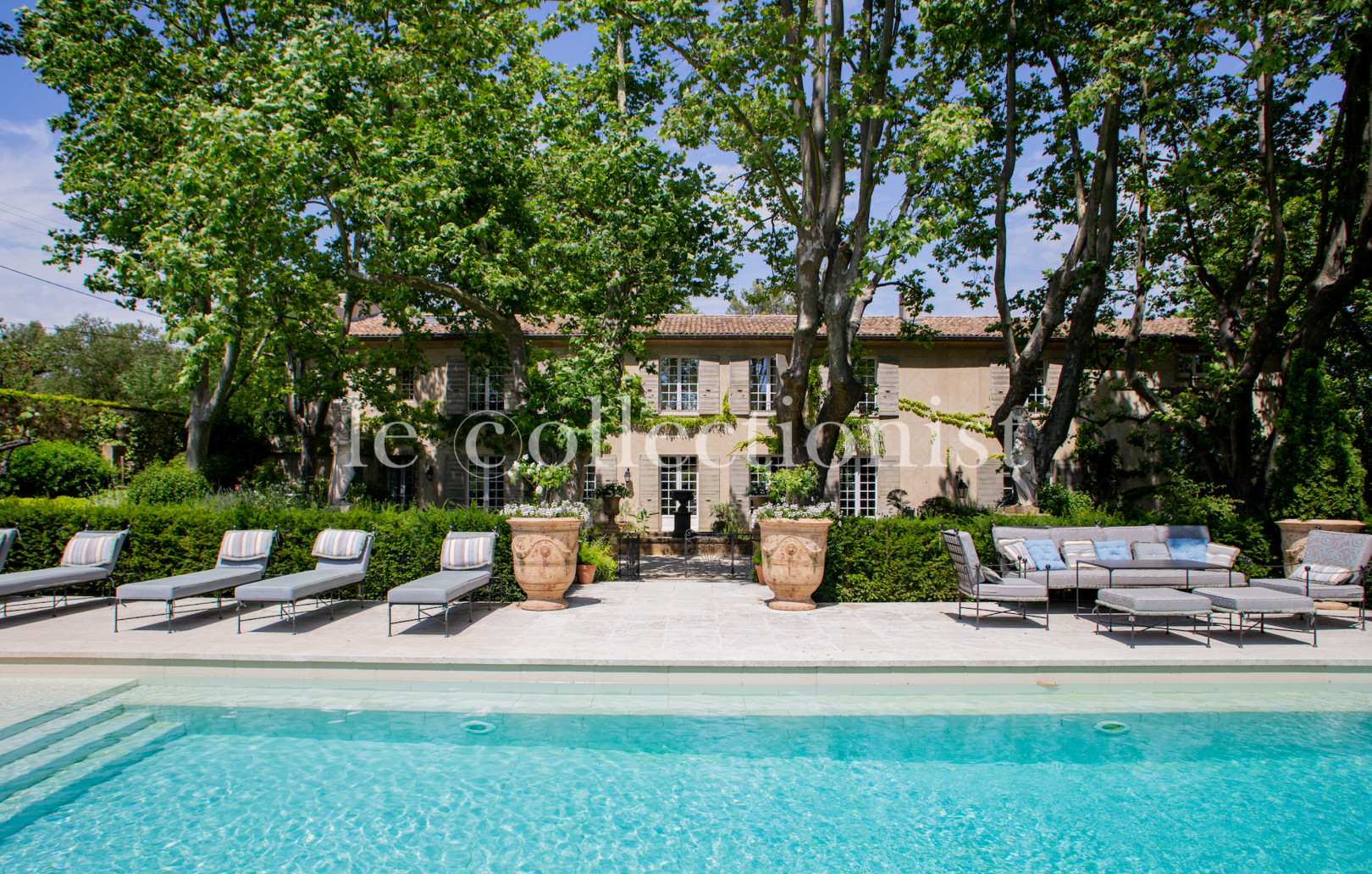 
                                                Location de vacances
                                                 Bastide des Sens