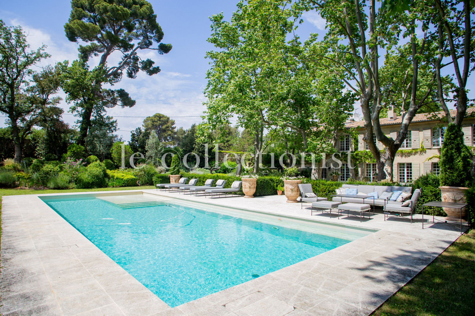 
                                                Location de vacances
                                                 Bastide des Sens