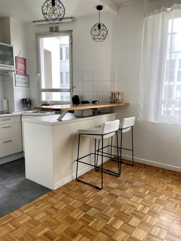 
                                                Location
                                                 Beau Studio Meublé Neuilly