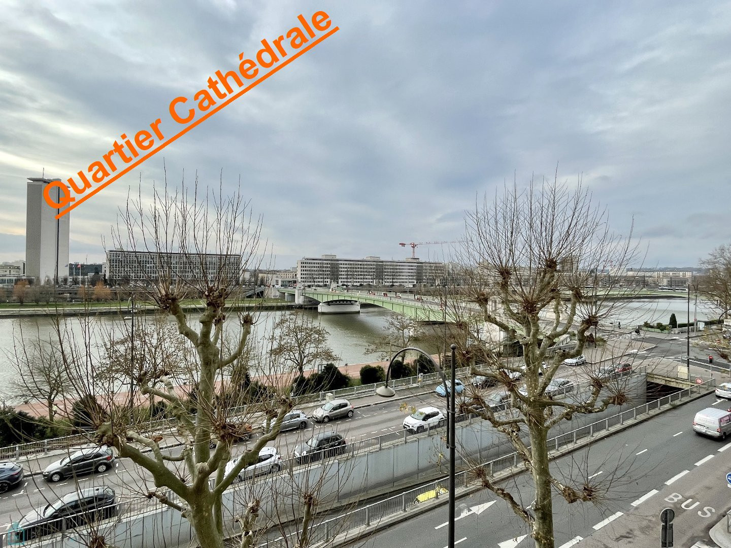 
                                                Vente
                                                 Bel appartement 55 m2 vue Seine