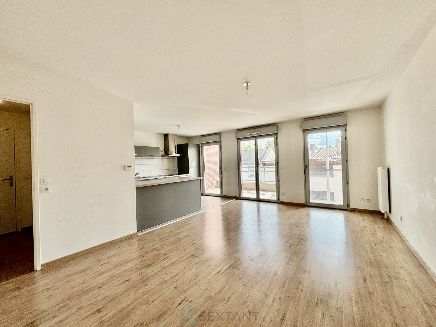 
                                                Vente
                                                 Bel appartement de 86m2 avec balcon et parking