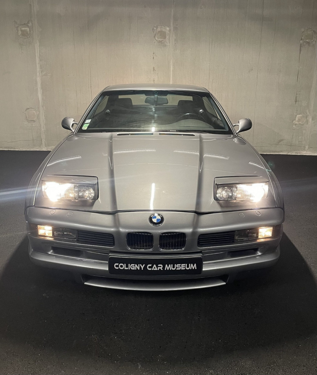 
                                                Voiture
                                                 BMW 850 CSI