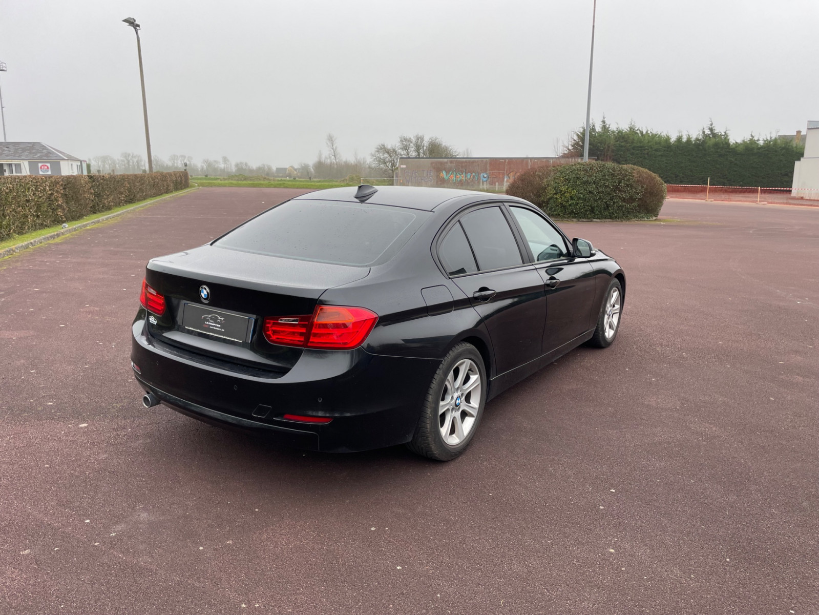 
                                                Voiture
                                                 BMW Série 3 320d 184 ch Luxury