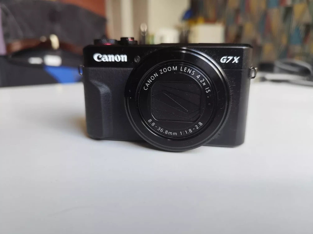 
                                                Photo
                                                 Canon PowerShot G7 X Mark II 20.1MP