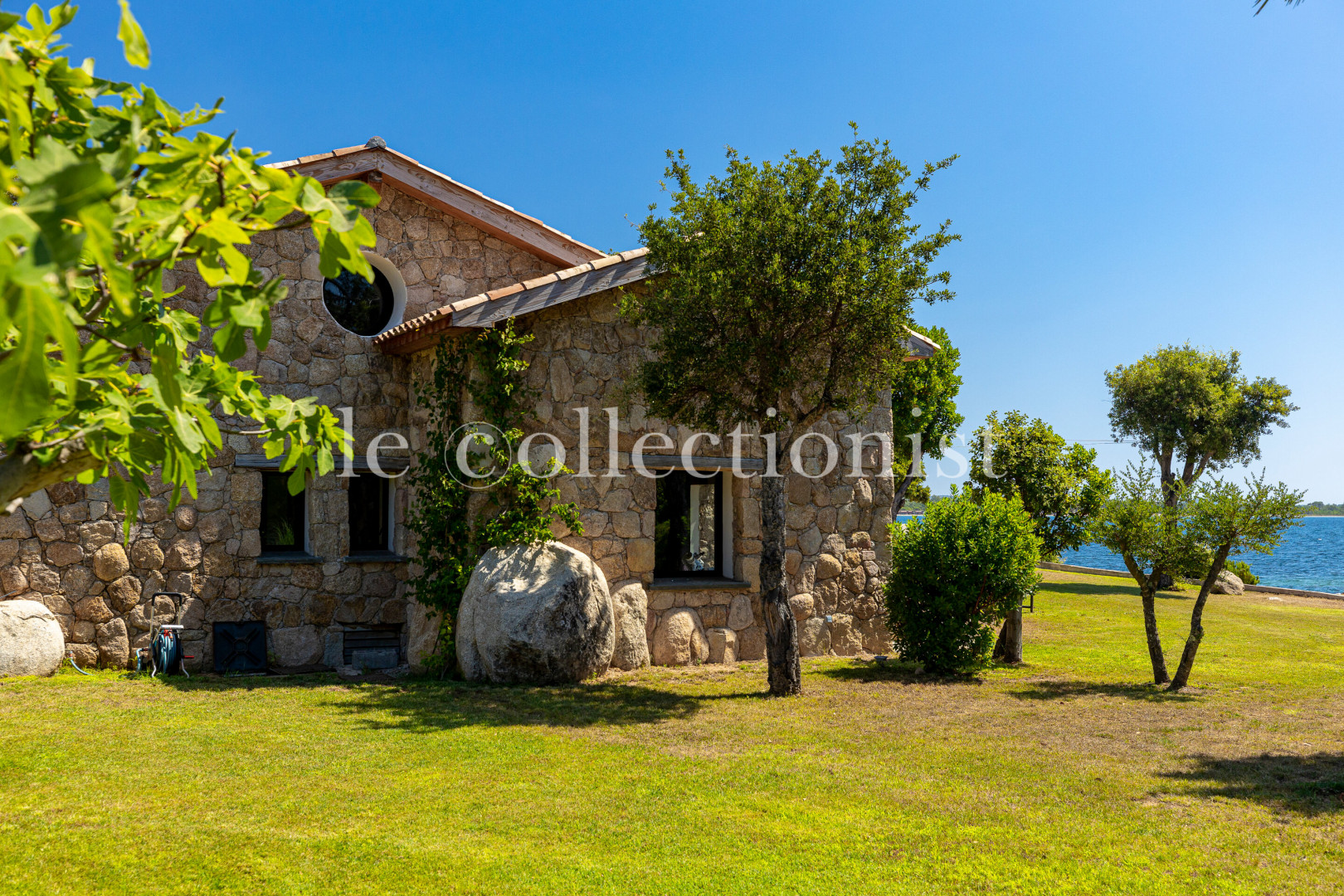 
                                                Location de vacances
                                                 Casa Albitru