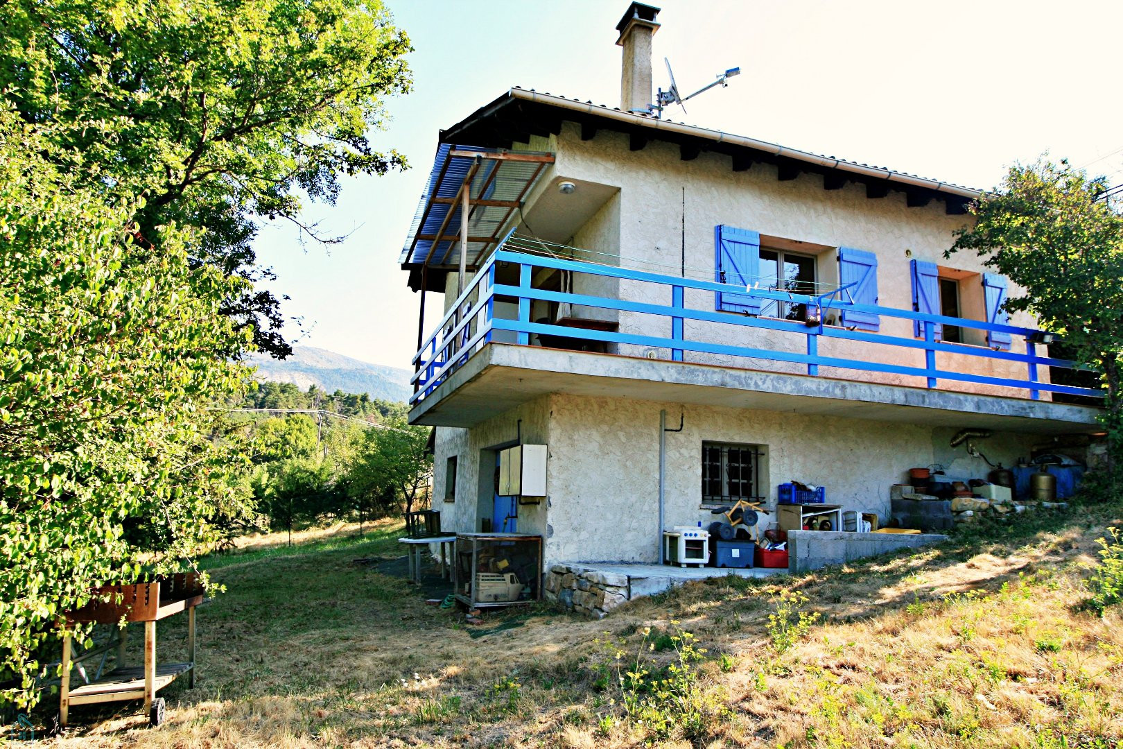 
                                                Vente
                                                 Castellane , la batie de Peyroules , maison 105 M2 sur un Terrain de 932 M2 