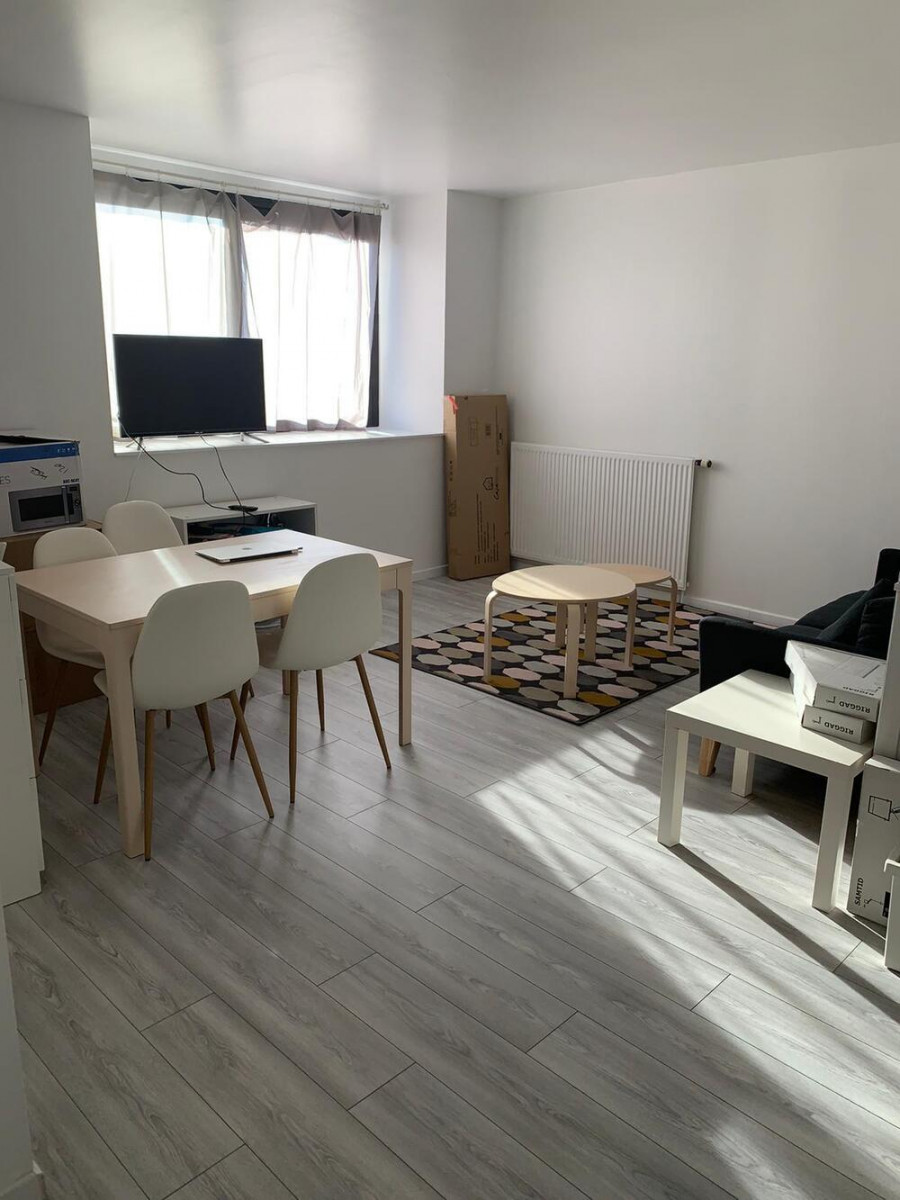 
                                                Colocation
                                                 Chambre 1 -  1 chambre disponible en colocation