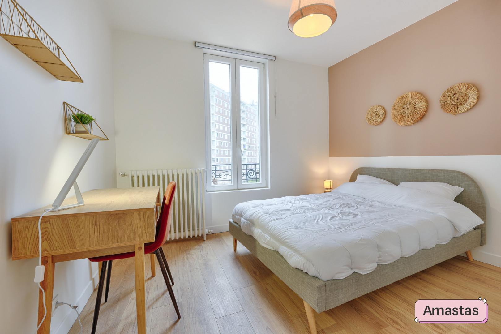 
                                                Colocation
                                                 Chambre en colocation - refaite à neuf - Saint Ouen sur Seine