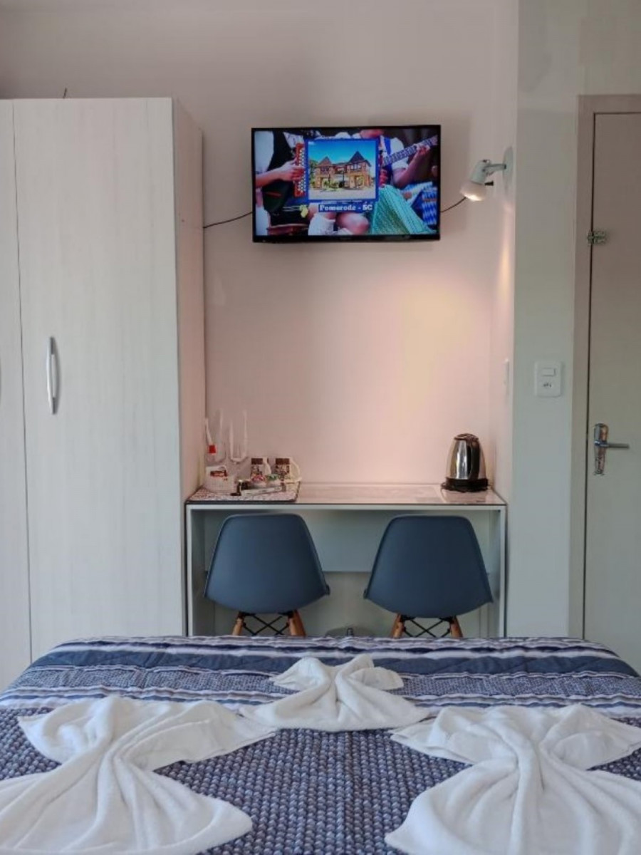 
                                                Location de vacances
                                                 CHAMBRE AU BRÉSIL:  https://abnb.me/ff8aLoYgVxb