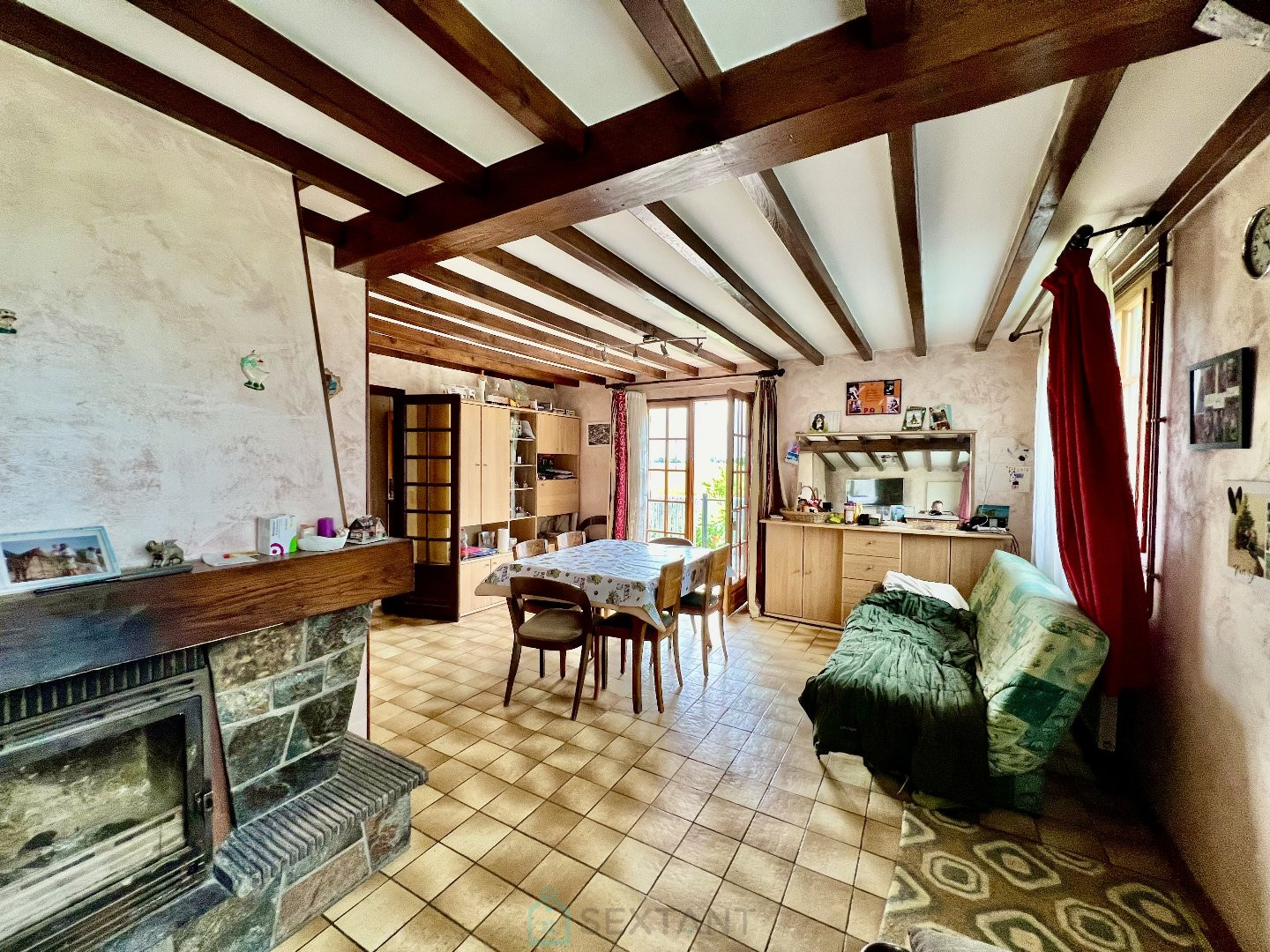 
                                                Vente
                                                 Charmante Maison de Plain-Pied de 75 m² sur Terrain Arboré de 2675 m²