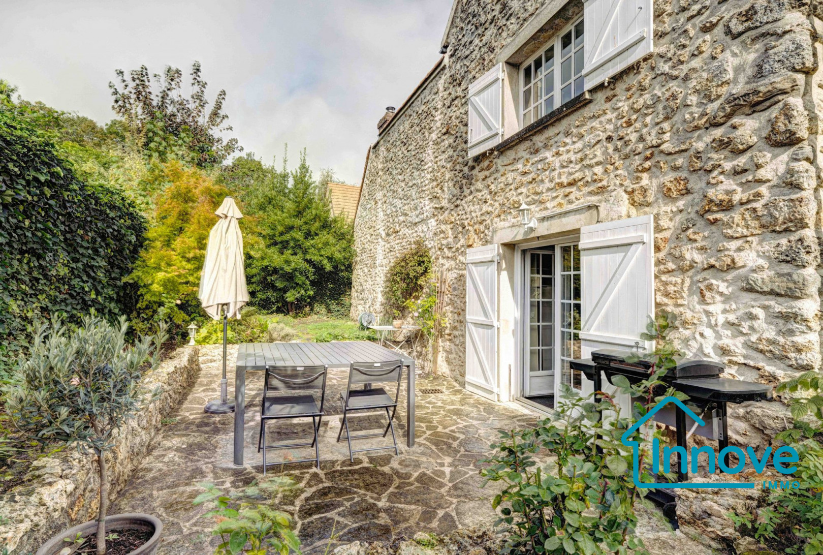 
                                                Vente
                                                 Chennevières : Belle maison ancienne entièrement rénovée