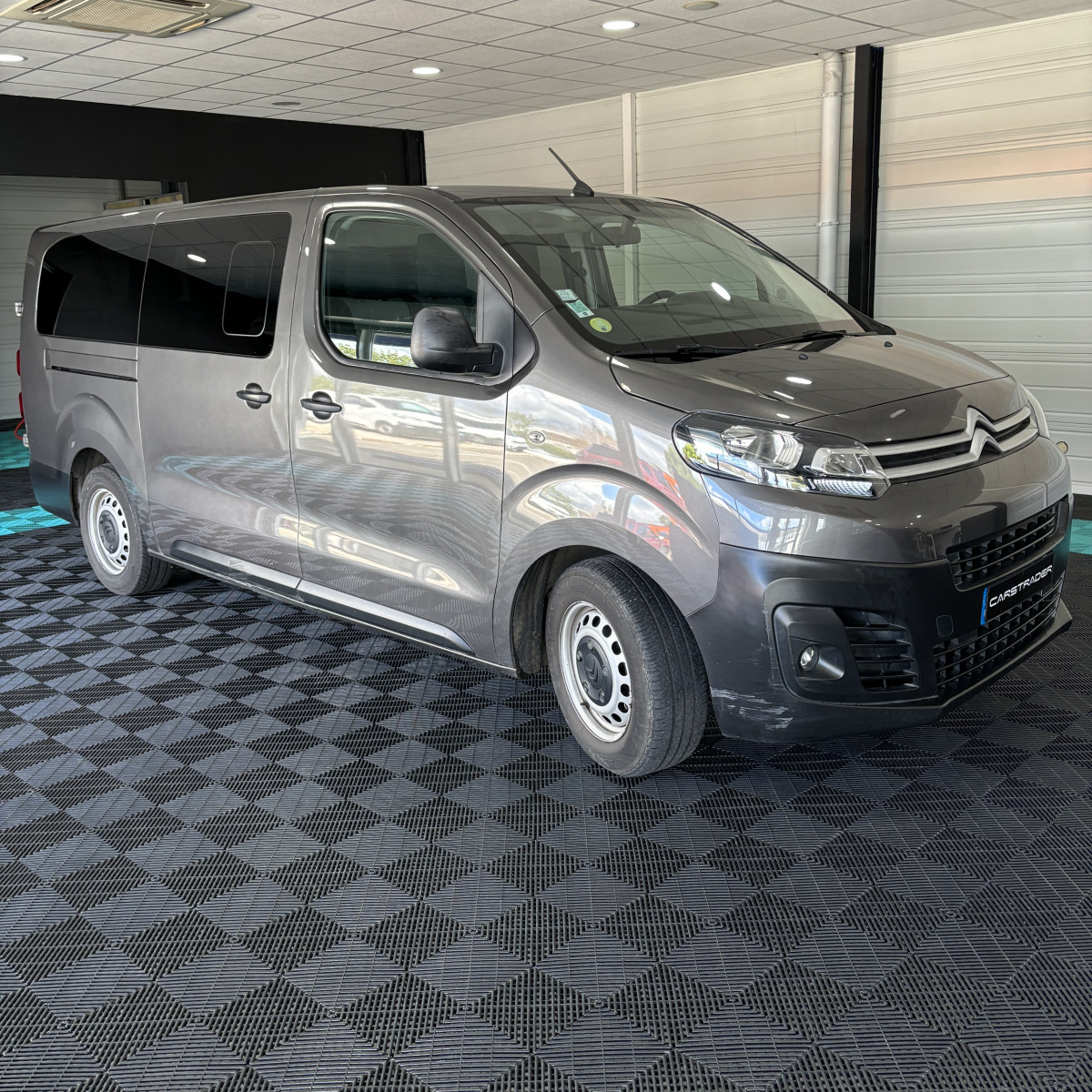 
                                                Voiture
                                                 Citroen Jumpy spacetourer