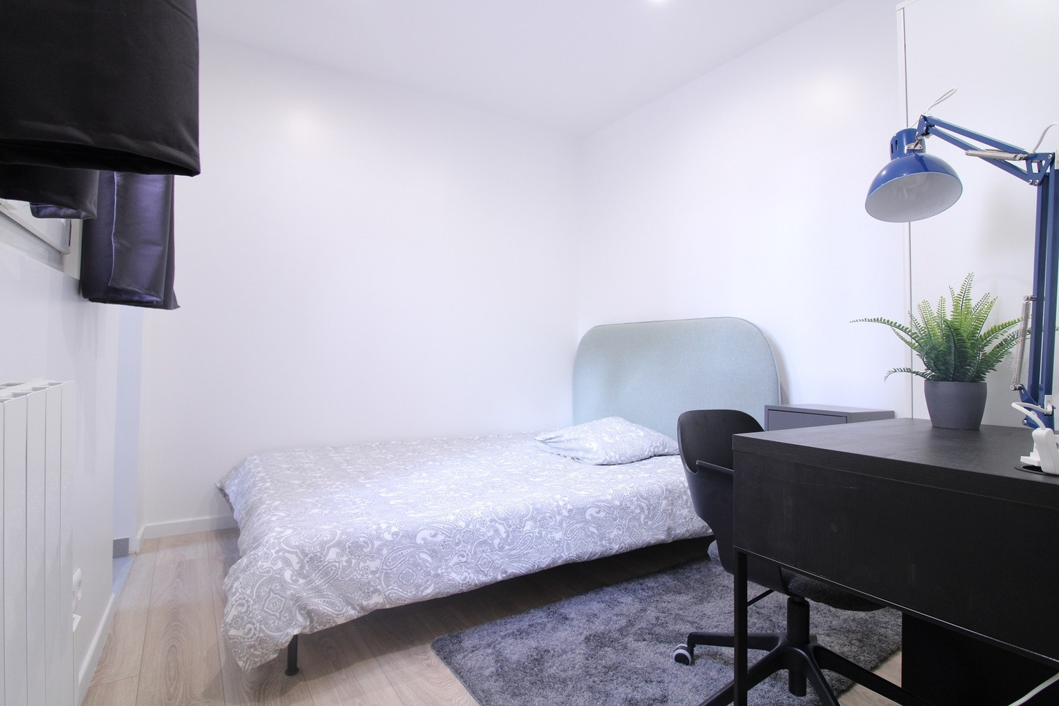 
                                                Colocation
                                                 Coliving de 4 chambres