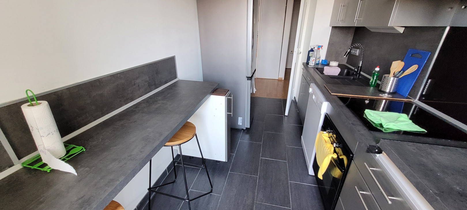 
                                                Location
                                                 Colocation 5P Rosny-Sous-Bois (la Boissière, limitrophe de Montreuil) (loyer tout inclus)