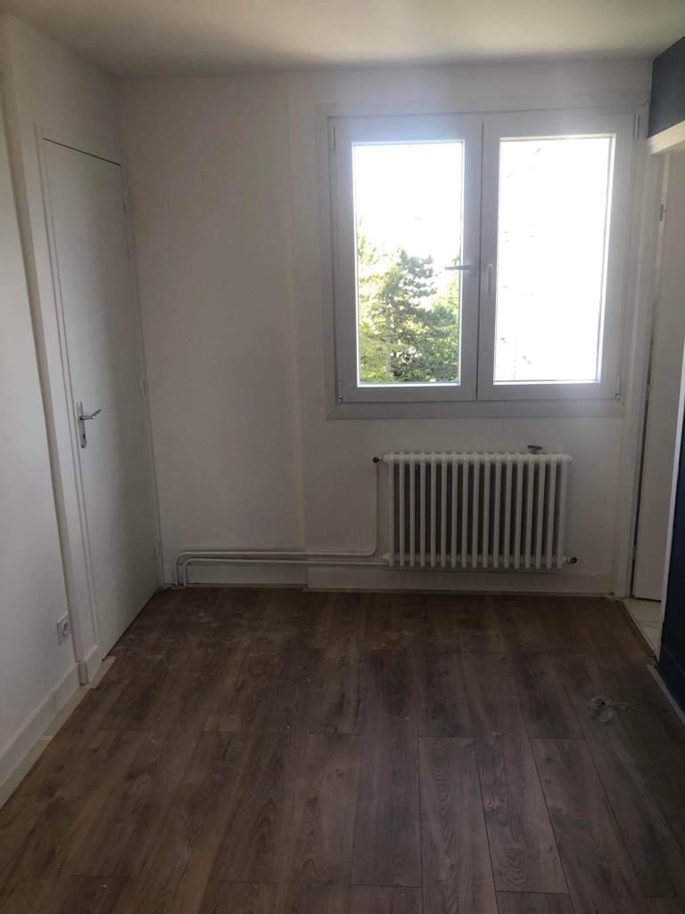 
                                                Colocation
                                                 Colocation de 4 chambres dans un appartement entièrement meublé et rénové à Vaulx en Velin